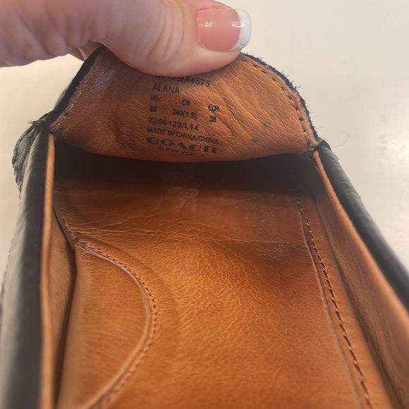 Coach Like new 8 - Picture 9 of 10